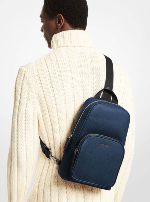 Panske Crossbody Kabelka Michael Kors Cooper Pebbled Leather Sling Pack Námornícka Modrá - Tasky Michael Kors Nejlevnejsi | HFZUI-4270